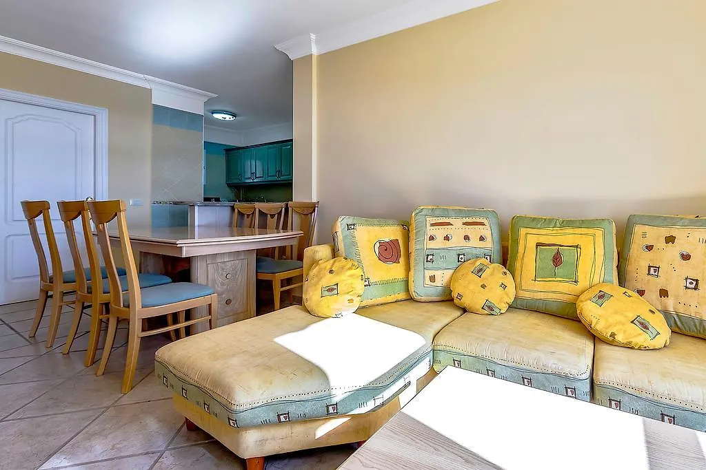 أذيخي Apartment In Benimar